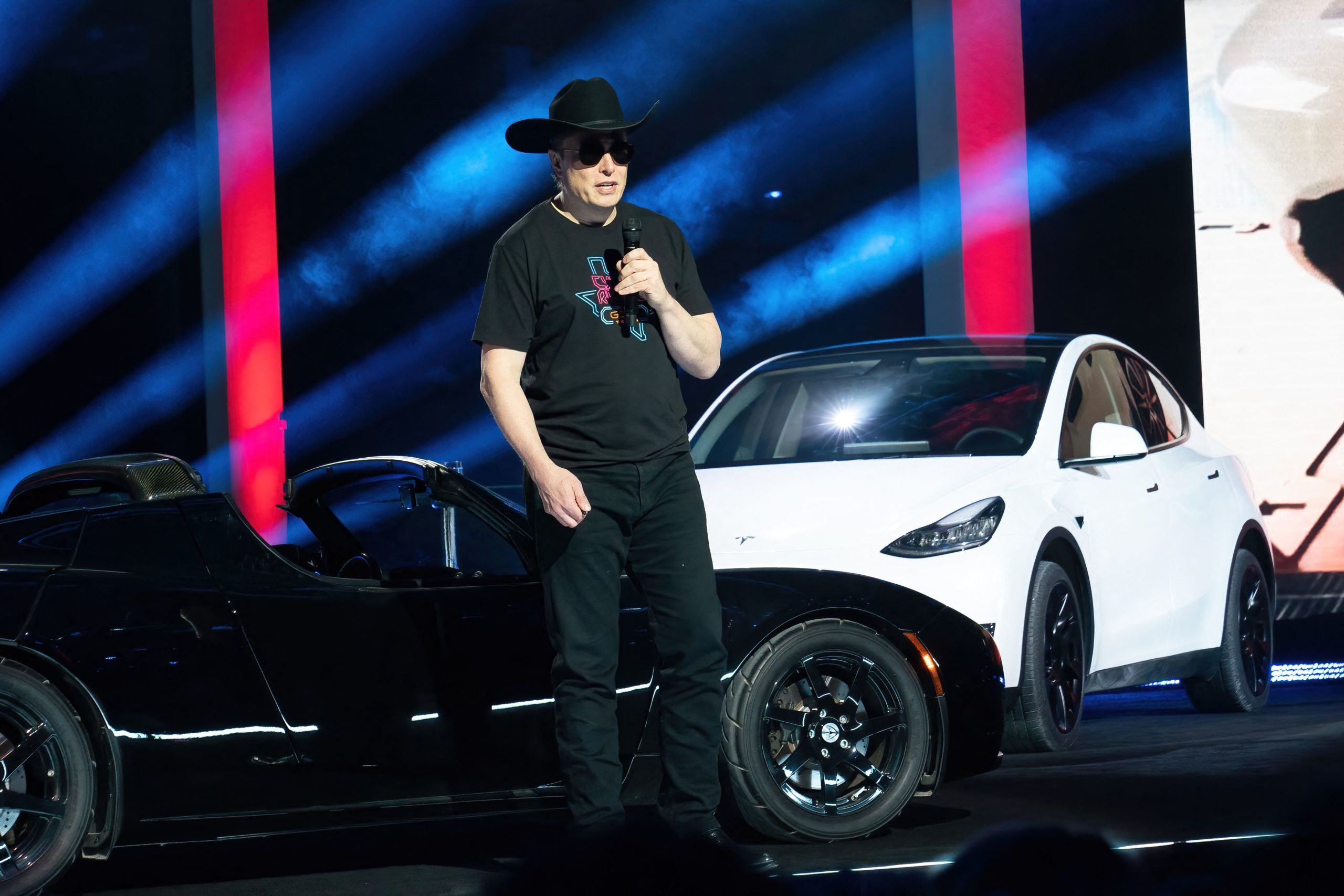 US-AUTOMOBILE-INDUSTRY-TESLA-ECONOMY